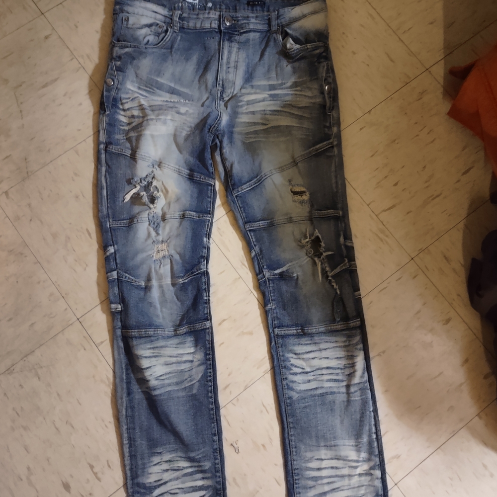 Copper River Distressed Blue Jeans for Men 42X32